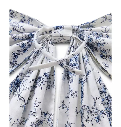 Wreath Bow in Timeless Toile
