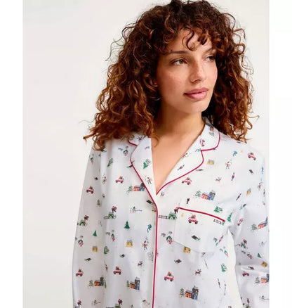 Women's Twill Pajama Set in Holiday Town