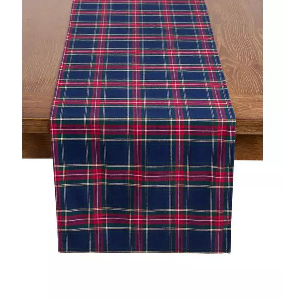 Signature Twill Table Runner in Windsor Tartan