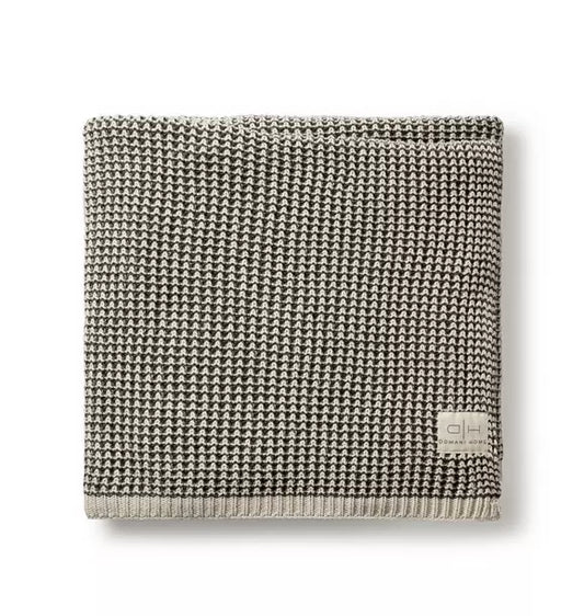 Rattle Knit - Throw Blanket