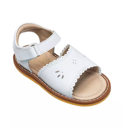 Classic Sandal with Scallop White