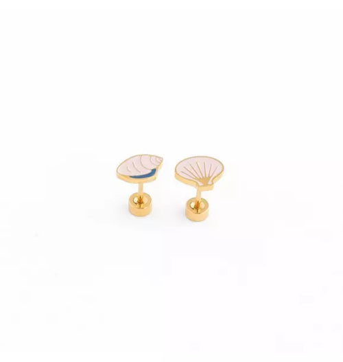 Shell Stud Earrings