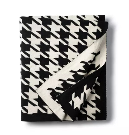 Houndstooth Throw